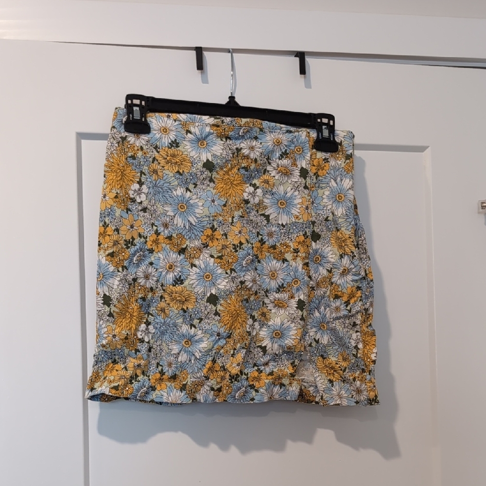Urban Outfitters Blue and Yellow Floral Mini Skirt